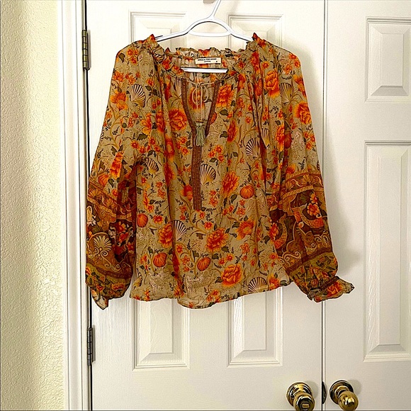 Seashell Blouse - Sand - Picture 4 of 7